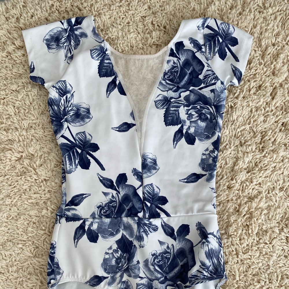 Eleve Leotard